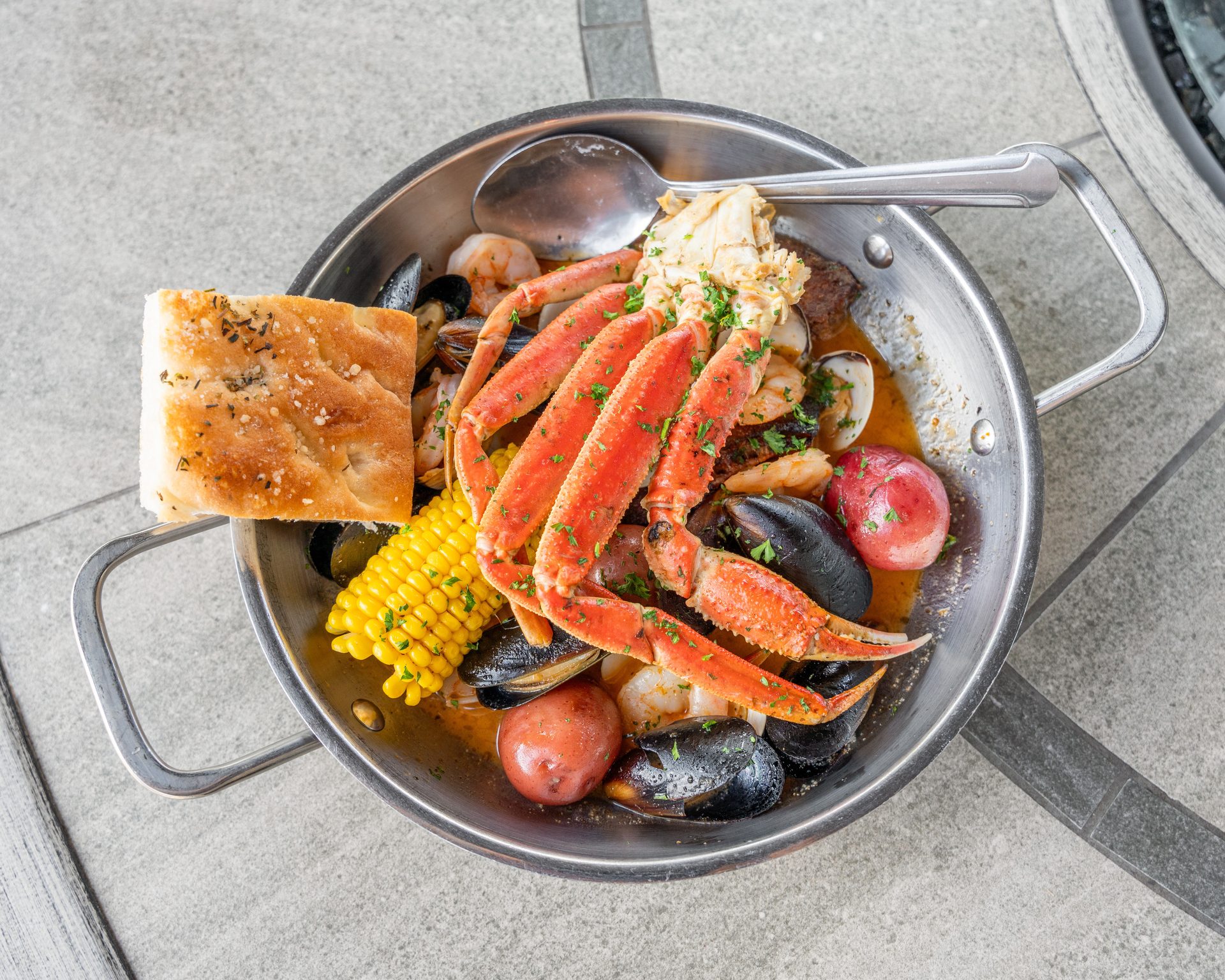 Coastal Flavors With Waterfront Energy