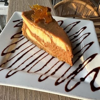 Salt Caramel Cheesecake